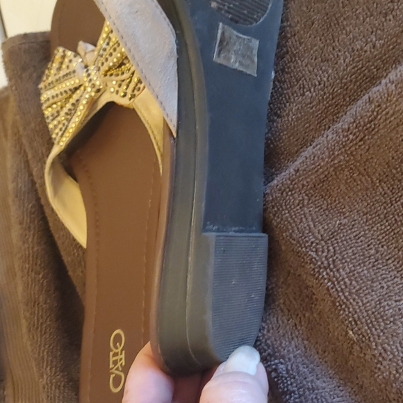 Ladies sandals - Picture 2 of 3